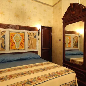 https://antica-dimora-dellorso.it-romehotels.com