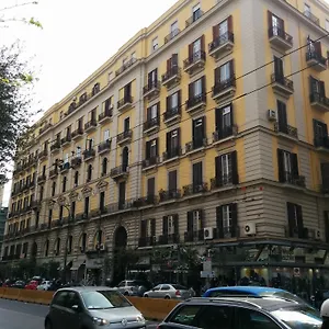 https://be-italian-flat-bovio.hotels-amalfi.com