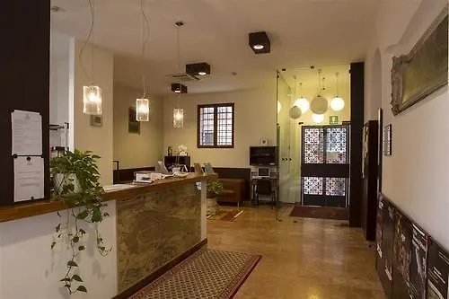 Domus Ciliota Ξενοδοχείο Βενετία 3*,